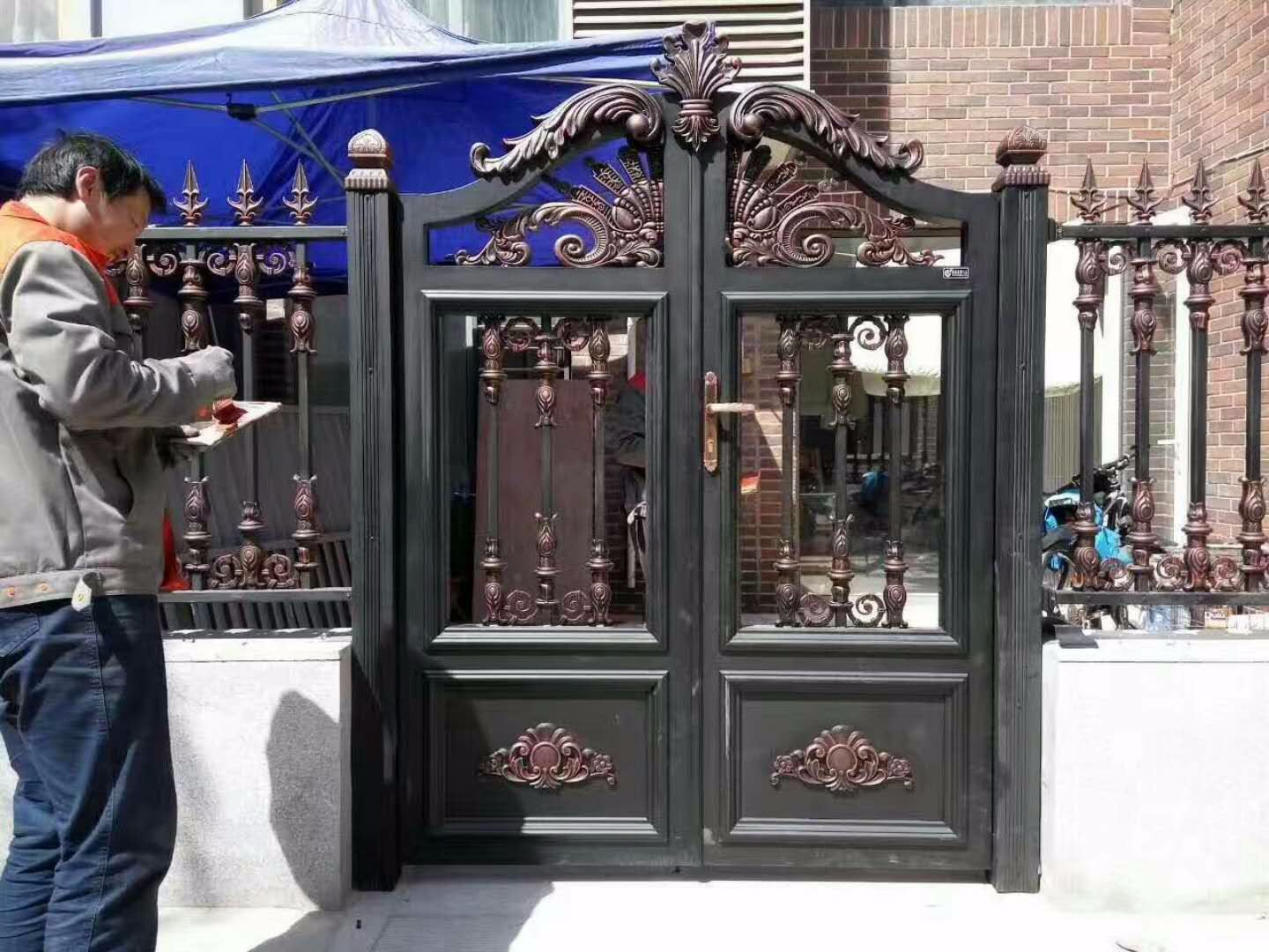 鋁藝大門(mén)廠家